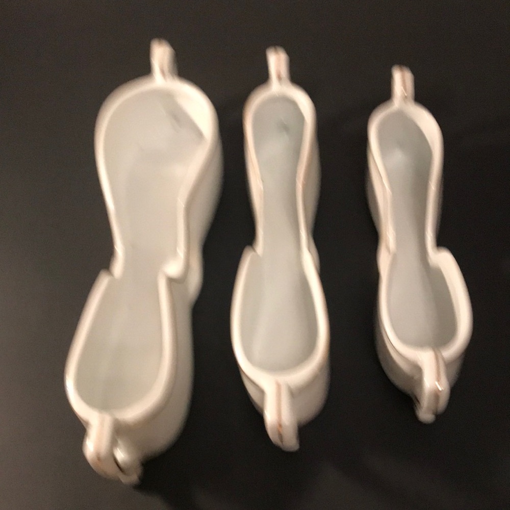 Utensil holders